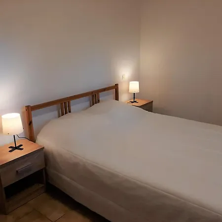 Maison Familiale Avec Jardin, Pres De L'ocean Dans Un Quartier Calme - Fr-1-239-820 Holiday home *