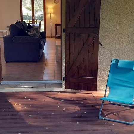 Maison Familiale Avec Jardin, Pres De L'ocean Dans Un Quartier Calme - Fr-1-239-820 Holiday home