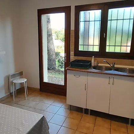 Maison Familiale Avec Jardin, Pres De L'ocean Dans Un Quartier Calme - Fr-1-239-820 * Labenne
